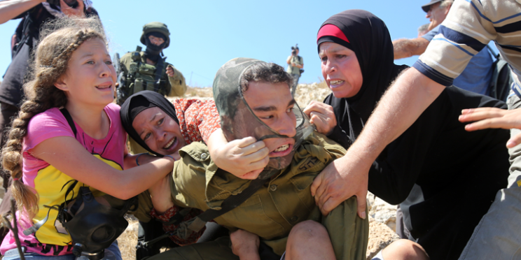 Abbas Momani, photographe AFP basé à Ramallah, a remporté le premier prix photo (catégorie Spot News) au "Atlanta Photojournalism Seminar 2015"